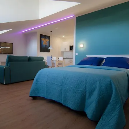 Rodeos Luxury * לה לגונה