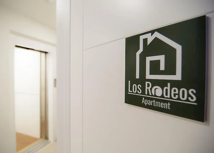 Lägenhet Rodeos Luxury