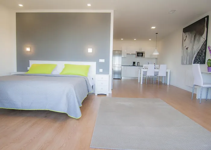 Rodeos Luxury Lägenhet *