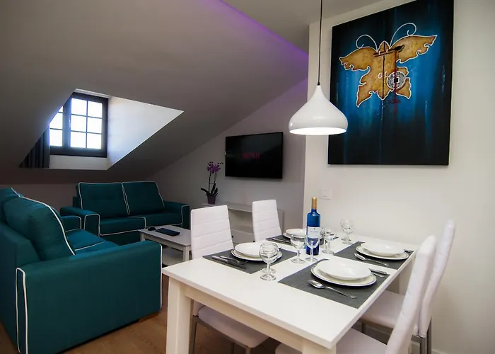 Διαμέρισμα Rodeos Luxury *